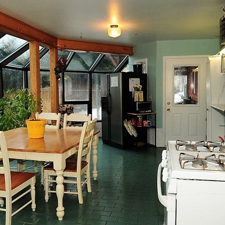 Cranky Crow Bed & Breakfast Kodiak Exterior foto