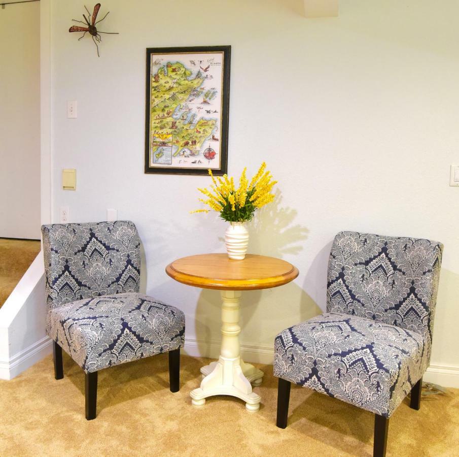 Cranky Crow Bed & Breakfast Kodiak Exterior foto